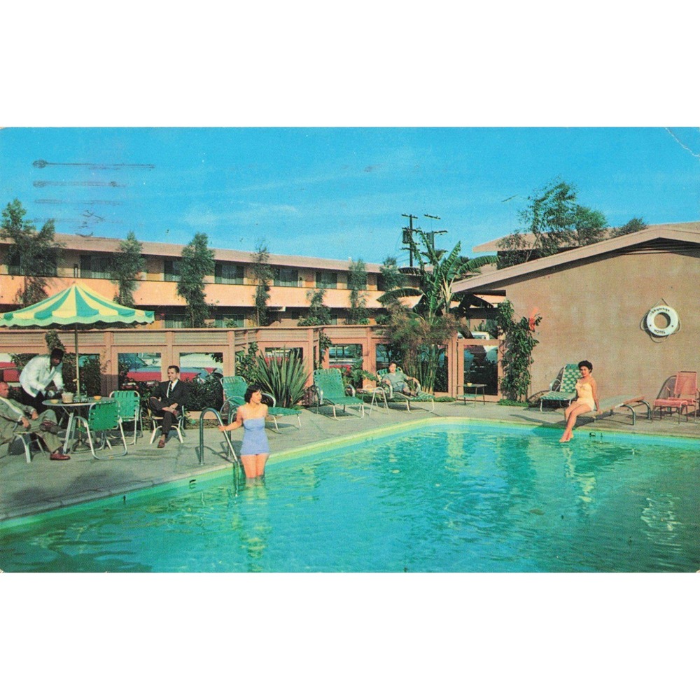 Vintage 1968 Skyways Hotel Los Angeles Postcard Swimming Pool LAX Mid Century - Picture 1 of 2